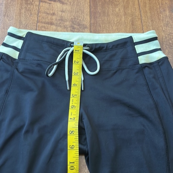 Athleta Black & Cream Striped Varsity jogger Pant Size S - Picture 7 of 12